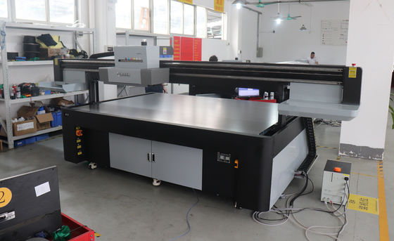 Printer format lebar berukuran datar bervolume tinggi Mesin cetak datar komersial