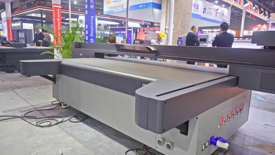 Printer flatbed UV LED presisi untuk berbagai bahan