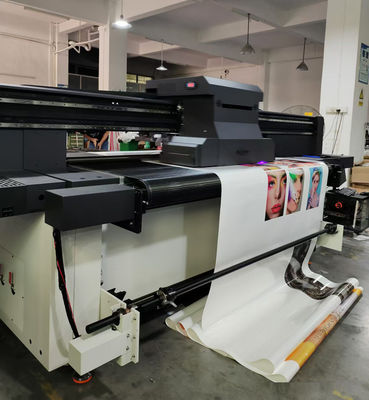 CMKY White Inkjet Roll To Roll Printer Dengan Kecepatan Pencetakan Hingga 200 Sqm