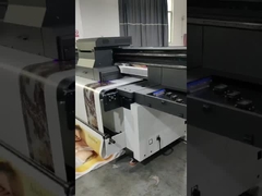 Versatile Roll To Roll Printer UV Untuk Berbagai Bahan